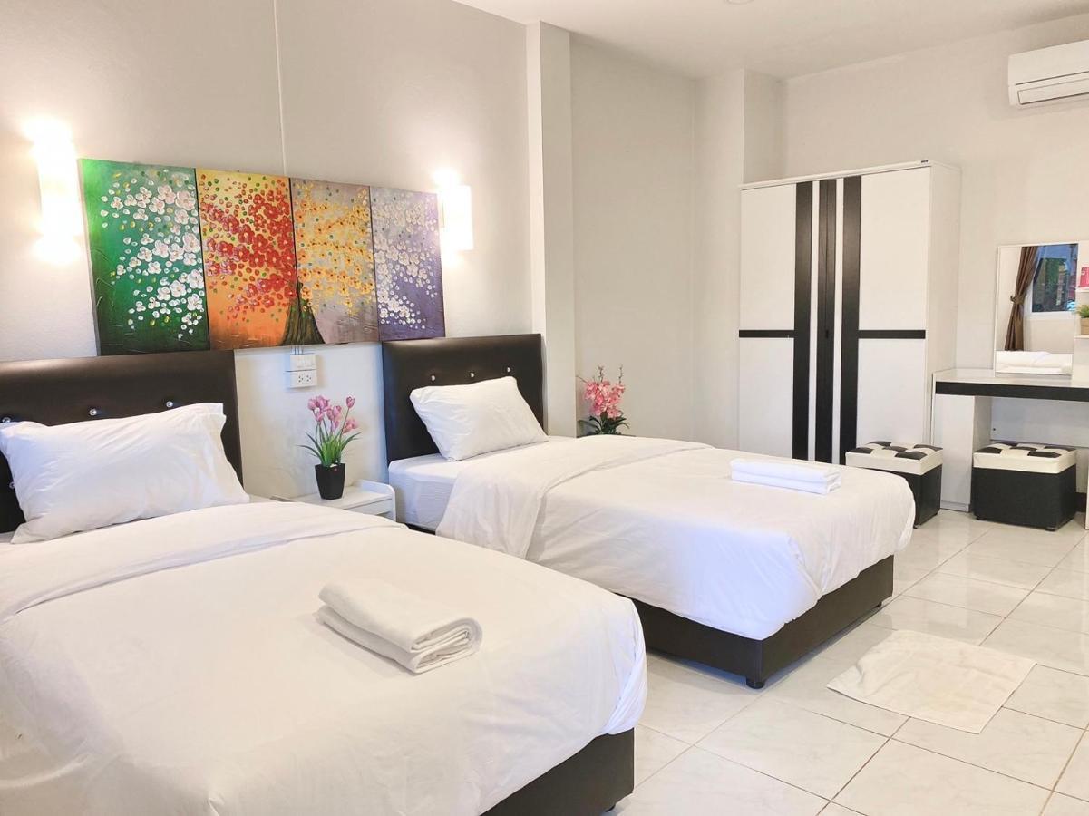 Pantip Boutique Hotel Lamphun Exteriör bild