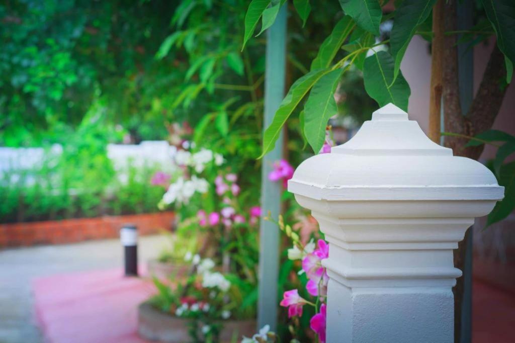 Pantip Boutique Hotel Lamphun Exteriör bild