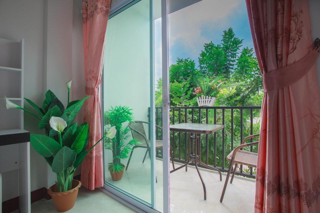 Pantip Boutique Hotel Lamphun Exteriör bild